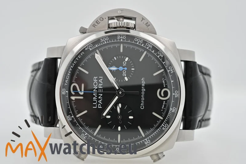 Panerai Luminor Chronograph 44mm PAM 1109 Black Dial PAM01109