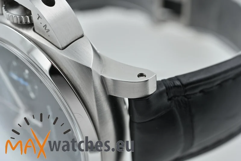 Panerai Luminor Chronograph 44mm PAM 1109 Black Dial PAM01109