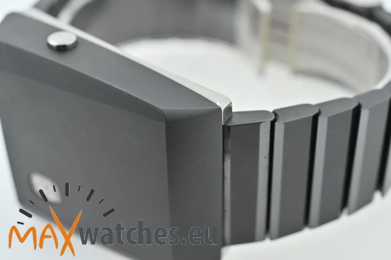 Girard Perregaux Casquette 2.0 Limited Edition Ceramic Black 39800-32-001-32A