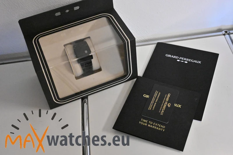 Girard Perregaux Casquette 2.0 Limited Edition Ceramic Black 39800-32-001-32A
