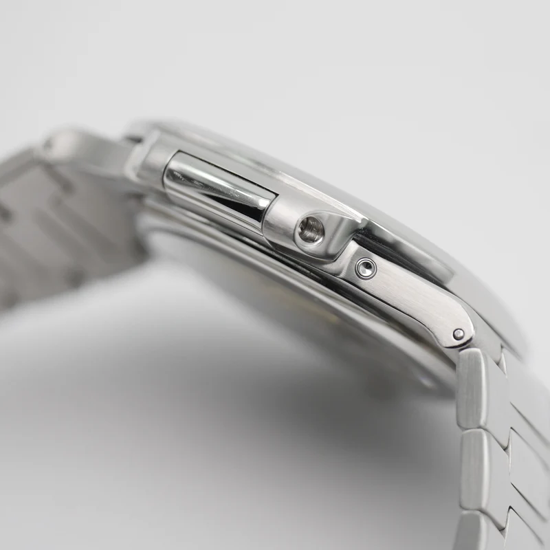 Patek Philippe Nautilus 5712/1A-001 - 2010