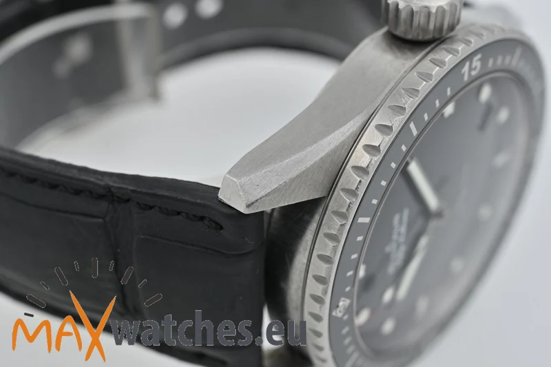 Blancpain Fifty Fathoms Bathyscaphe 5000-1230-K52A 5000-1230