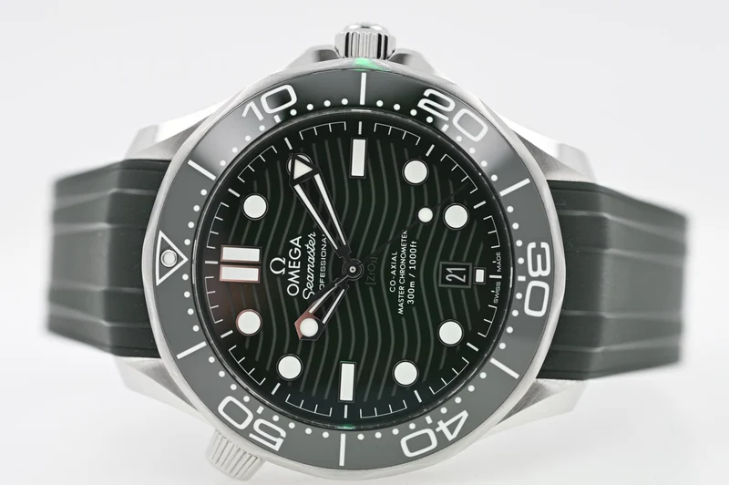 Omega Seamaster Professional 300M 21032422010001 Green Grün
