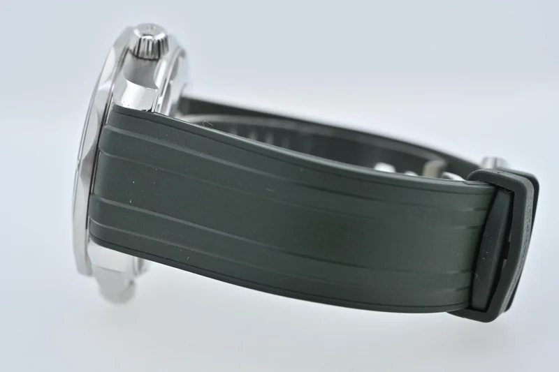 Omega Seamaster Professional 300M 21032422010001 Green Grün