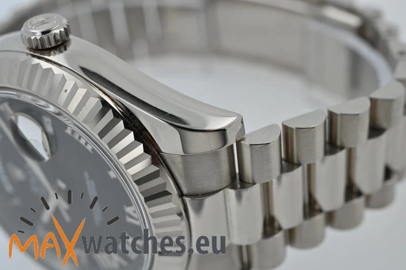 Rolex Oyster Perpetual Day Date II 40mm18k White Gold Weißgold 218239 LC200