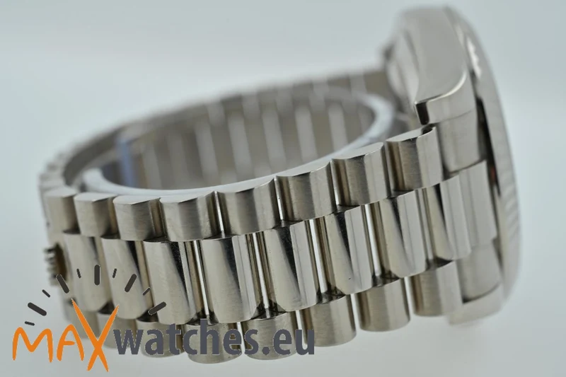 Rolex Oyster Perpetual Day Date II 40mm18k White Gold Weißgold 218239 LC200