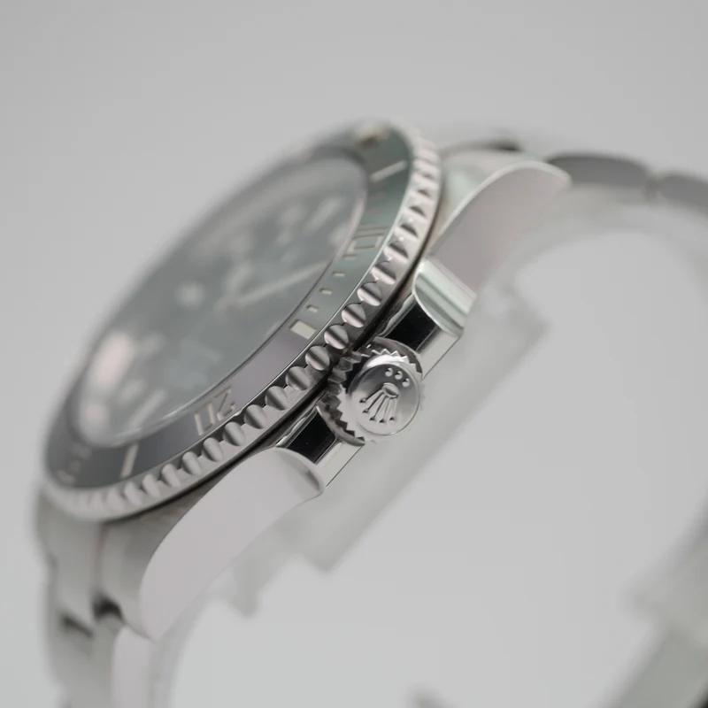 Rolex Submariner No Date Stahl 114060 - 2019