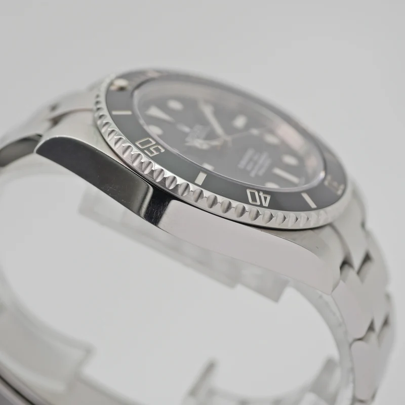 Rolex Submariner No Date Stahl 114060 - 2019