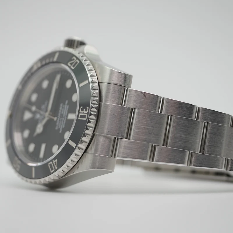 Rolex Submariner No Date Stahl 114060 - 2019