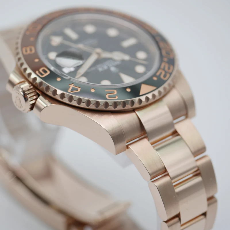 Rolex GMT-Master II Roségold 126715CHNR - 2020