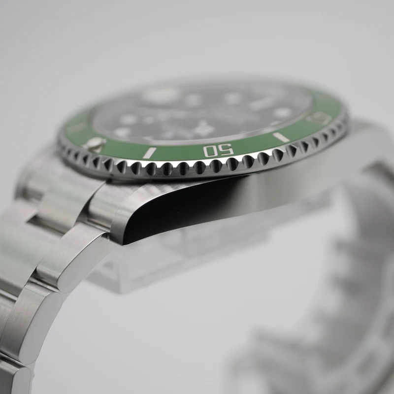 Rolex Submariner Date ''Starbucks'' Stahl 126610LV - 2026