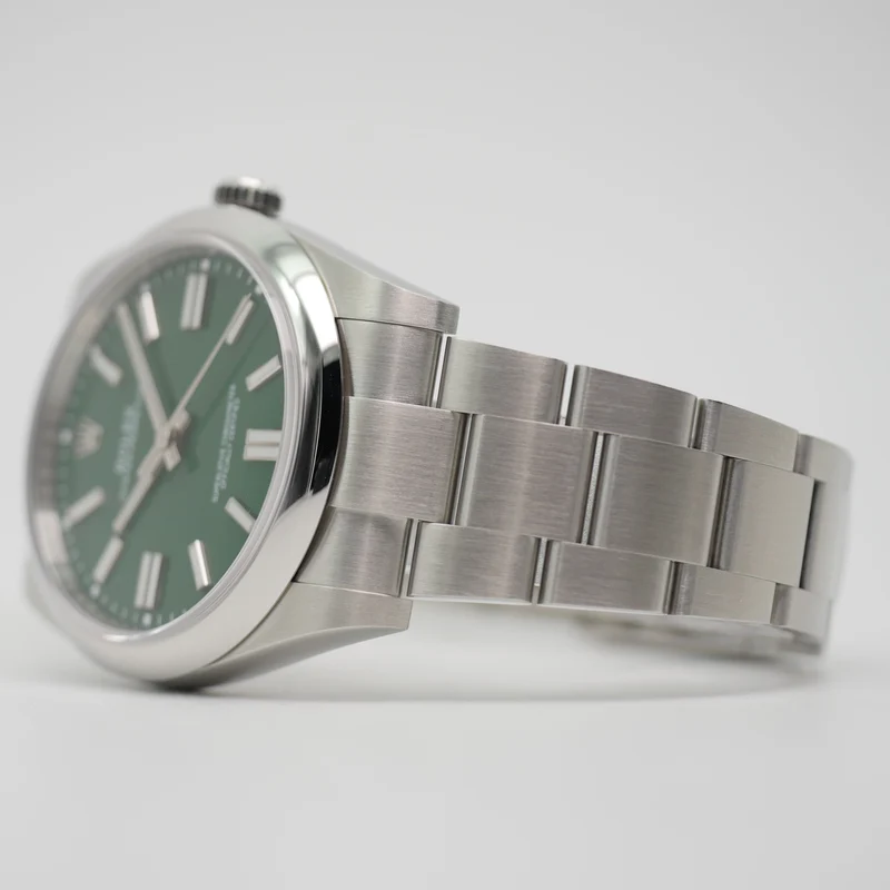 Rolex Oyster Perpetual 41 Stahl 124300 - 2020