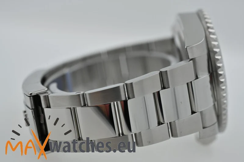 Rolex GMT Master II 126710GRNR Bruce Wayne 2024