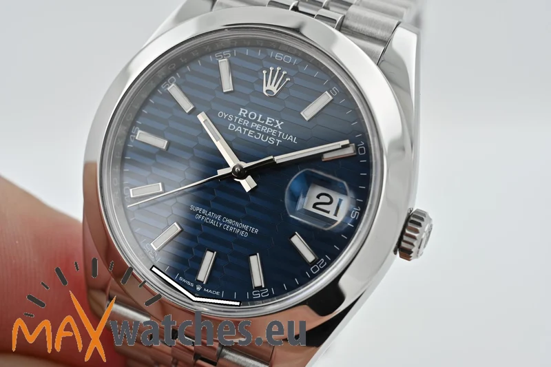 Rolex Datejust 41 126300 Blue Motif Fluted Dial Jubilee LC110 Full Set