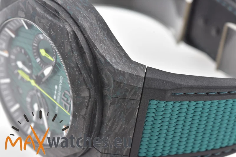Girard Perregaux Laureato Absolute Aston Martin Chronograph Limited 81060-41-3071-1CX F1 Carbon