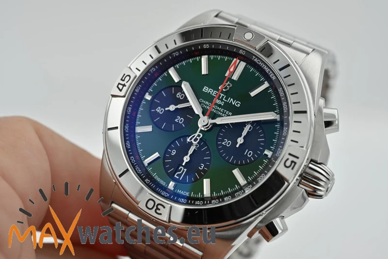 Breitling Chronomat 42 B01 Bentley Green AB01343A1L1A1