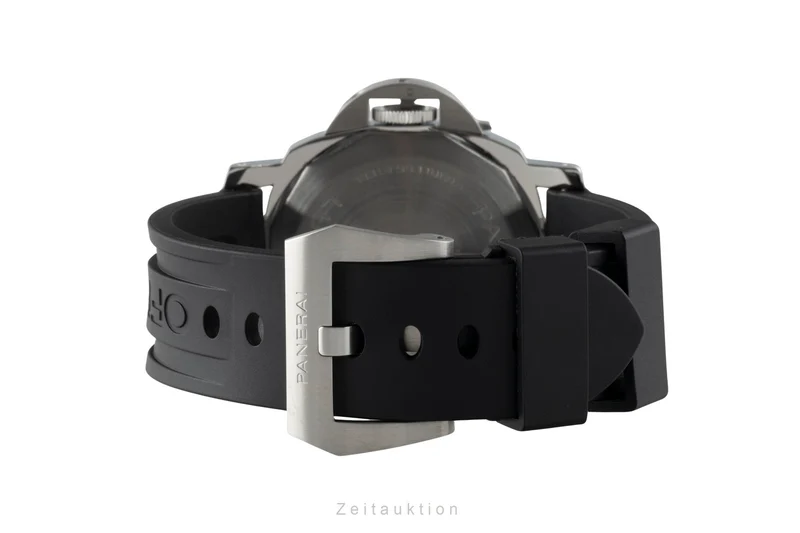 Panerai Luminor steel manual winding men's watch PAM01084 LP: 6200EUR [2605881]