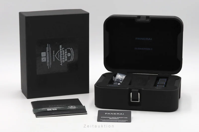 Panerai Submersible steel automatic men's watch PAM01068 [2606058]