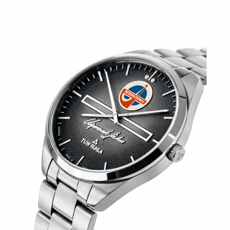 Interkosmos Jahn Steel