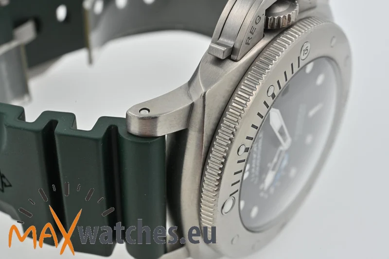 Panerai Luminor Submersible 1950 3 Days Automatic PAM 1305 PAM01305