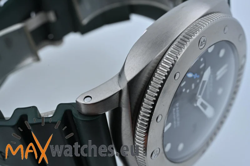 Panerai Luminor Submersible 1950 3 Days Automatic PAM 1305 PAM01305