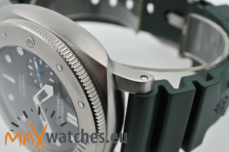 Panerai Luminor Submersible 1950 3 Days Automatic PAM 1305 PAM01305