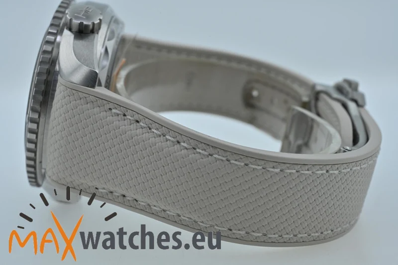 Omega Seamaster Planet Ocean 43mm Grey 21532442109001
