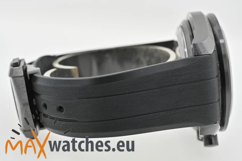 Omega Speedmaster Moonwatch Dark Side of the Moon DSOTM 31192445101006