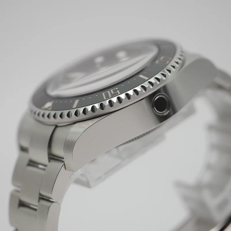 Rolex Sea-Dweller Deepsea Stahl 136660 - 2025