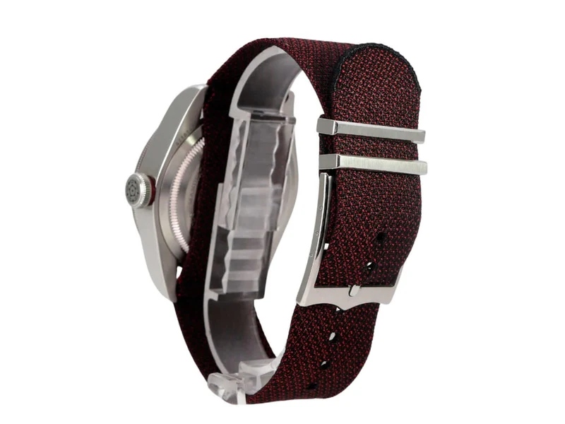Tudor Black Bay M79230R-0009 bordeauxrotes Textilband