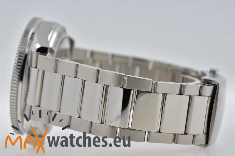 Omega Seamaster 300 Professional Chronometer 23390412103002 950Pt Platinum Limited Edition