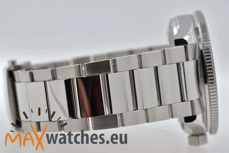Omega Seamaster 300 Professional Chronometer 23390412103002 950Pt Platinum Limited Edition