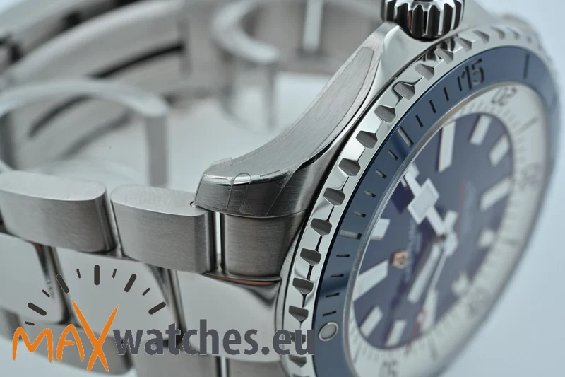 Breitling Superocean 42mm Blue dial A17375E71C1S1