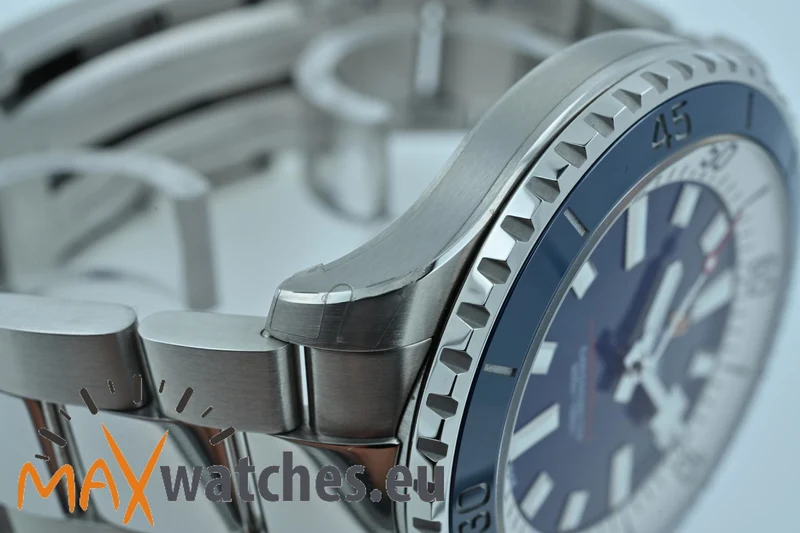 Breitling Superocean 42mm Blue dial A17375E71C1S1