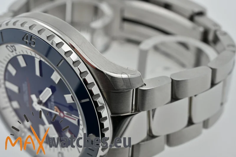 Breitling Superocean 42mm Blue dial A17375E71C1S1