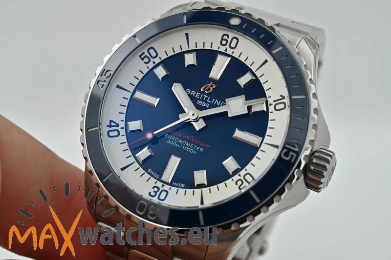 Breitling Superocean 42mm Blue dial A17375E71C1S1