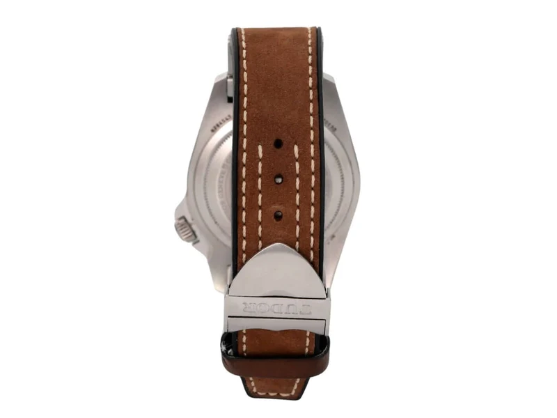 Tudor Black Bay P01 M70150-0001