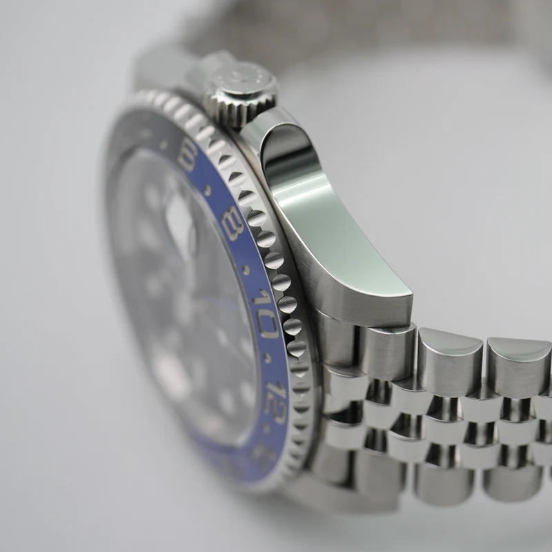 Rolex GMT-Master II Stahl 126710BLNR "Batgirl" - 2020