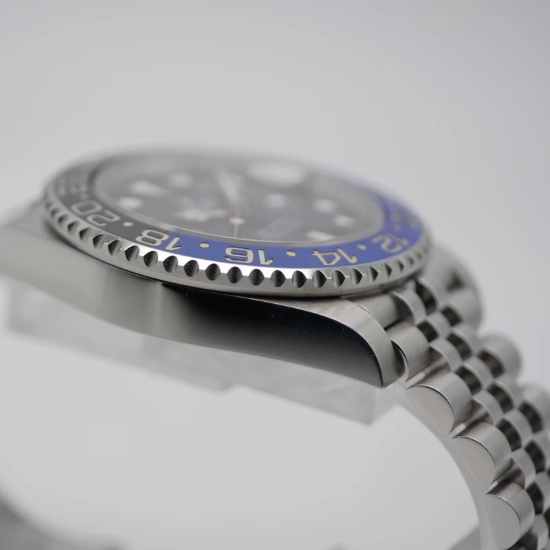 Rolex GMT-Master II Stahl 126710BLNR "Batgirl" - 2020