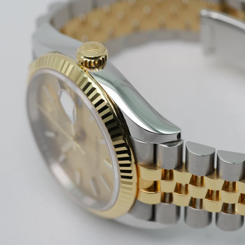 Rolex Datejust 36 Stahl / Gold 126233 - 2021