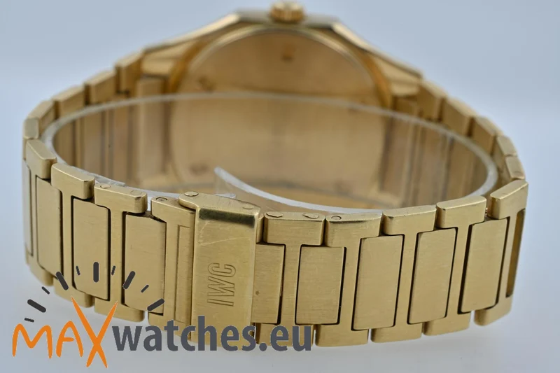 IWC Yacht Club II 18k Yellow Gold Diamond Bezel Extract from the Archives 9129
