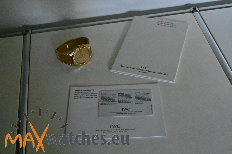 IWC Yacht Club II 18k Yellow Gold Diamond Bezel Extract from the Archives 9129