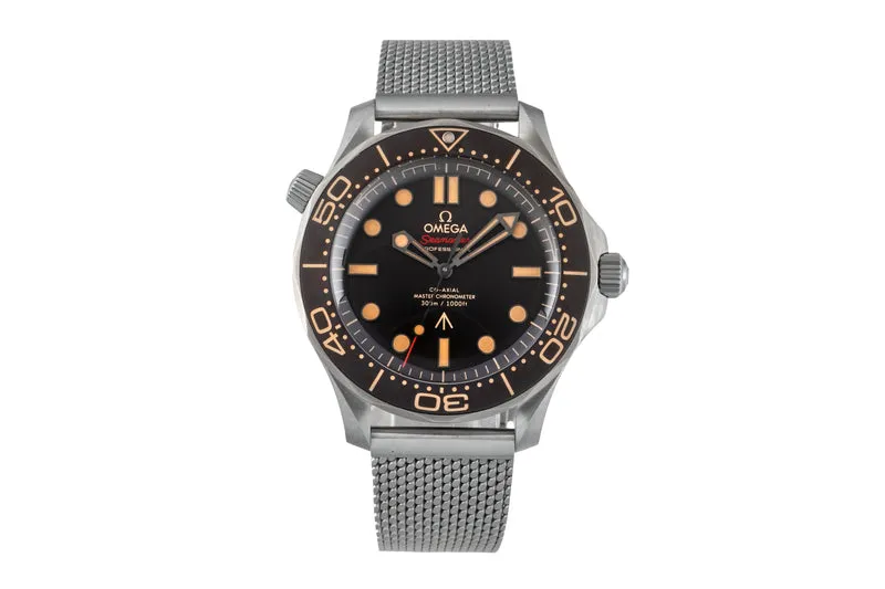 Omega Seamaster titanium automatic men's watch 210.90.42.20.01.001 LP: 10900EUR [2605809]