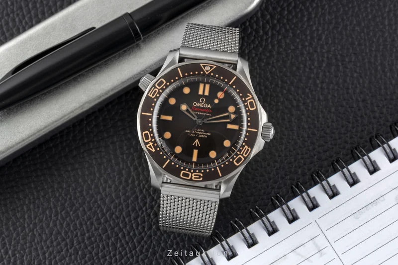 Omega Seamaster titanium automatic men's watch 210.90.42.20.01.001 LP: 10900EUR [2605809]