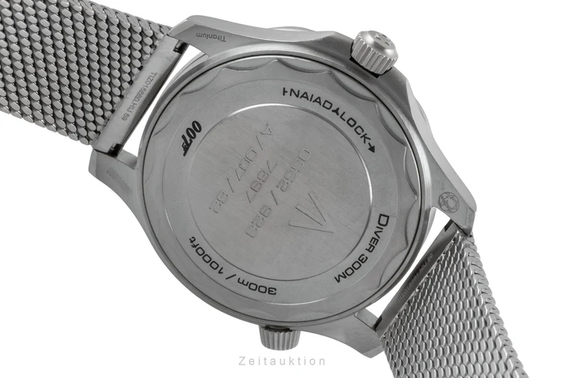 Omega Seamaster titanium automatic men's watch 210.90.42.20.01.001 LP: 10900EUR [2605809]