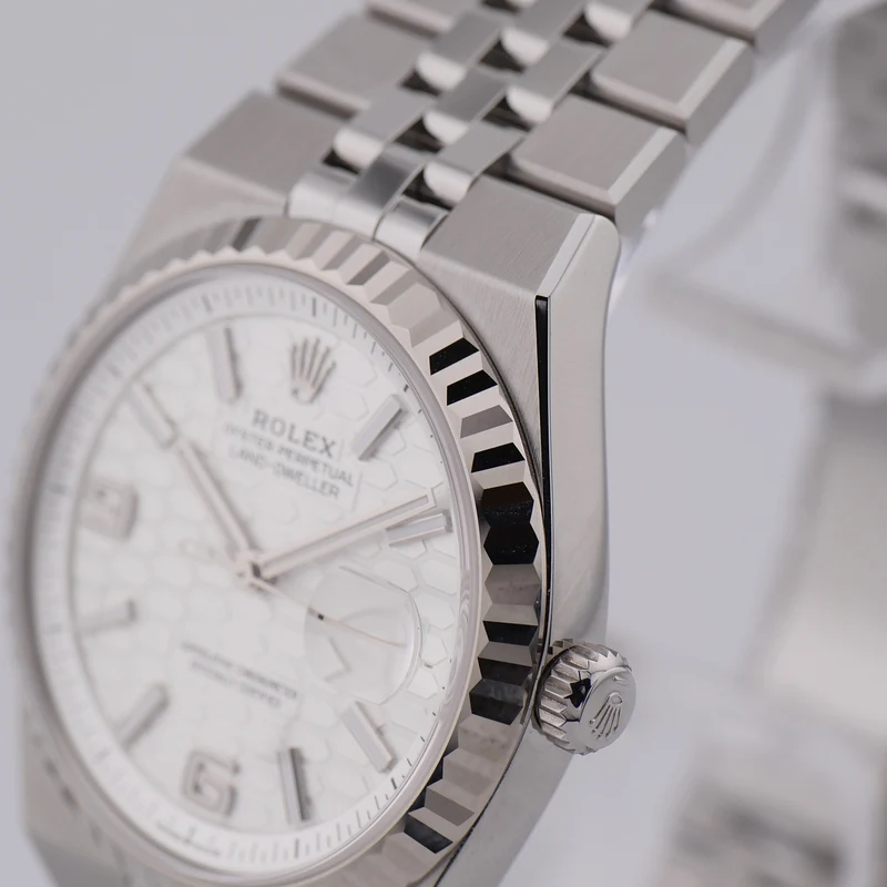 Rolex Land-Dweller 40 Stahl 127334 - 2026