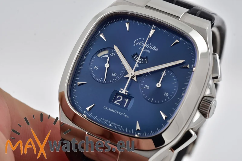 Glashütte Original Senator Seventies Panorama Date Chronograph 1-37-02-03-02-30 Blue Dia