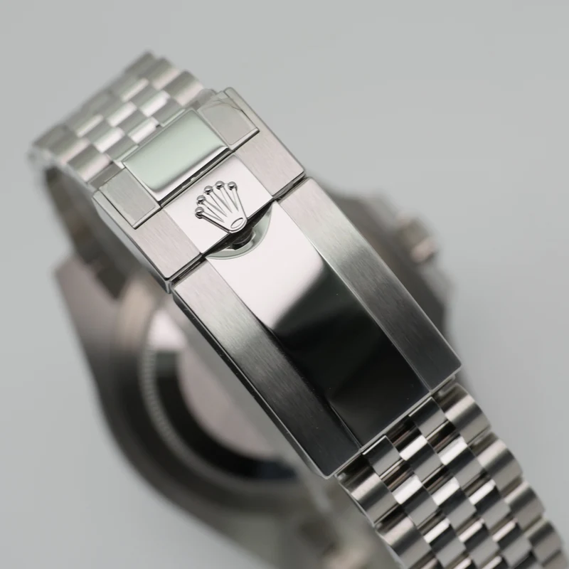 Rolex GMT-Master II Stahl 126710BLNR "Batgirl" - 2026