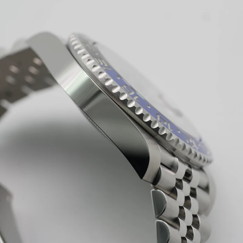 Rolex GMT-Master II Stahl 126710BLNR "Batgirl" - 2026