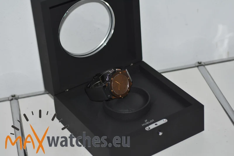 Hublot Big Bang All Black Chronograph 301.CX.134.RX Limited Edition